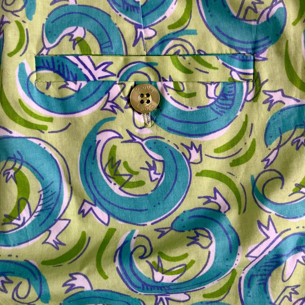 59# Lilly Pulitzer Green and Blue Resort Bermudas - Picture 5 of 10